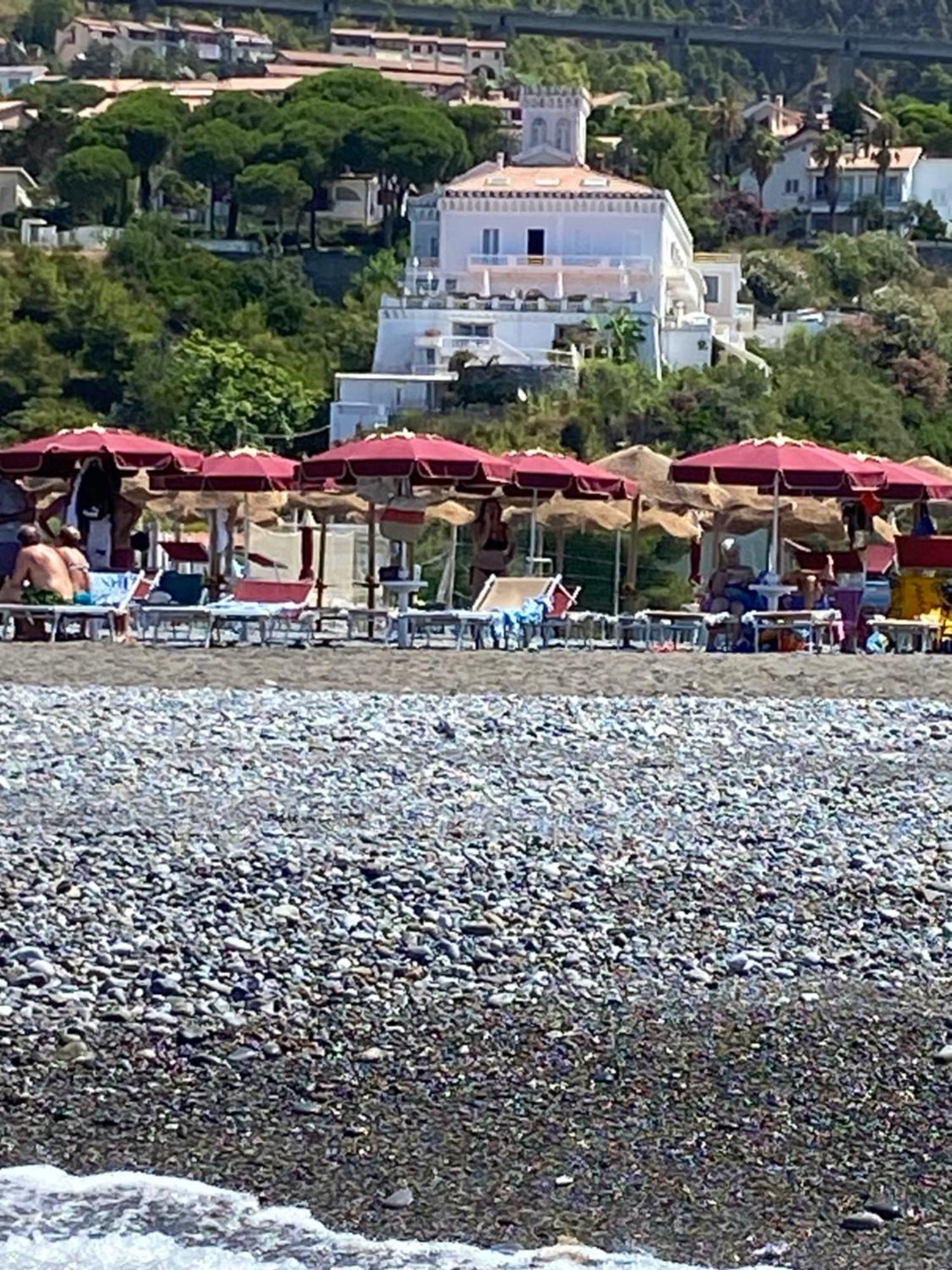 Appartamento Nel Fabbricato Denominato Il Castello Praia a Mare Extérieur photo